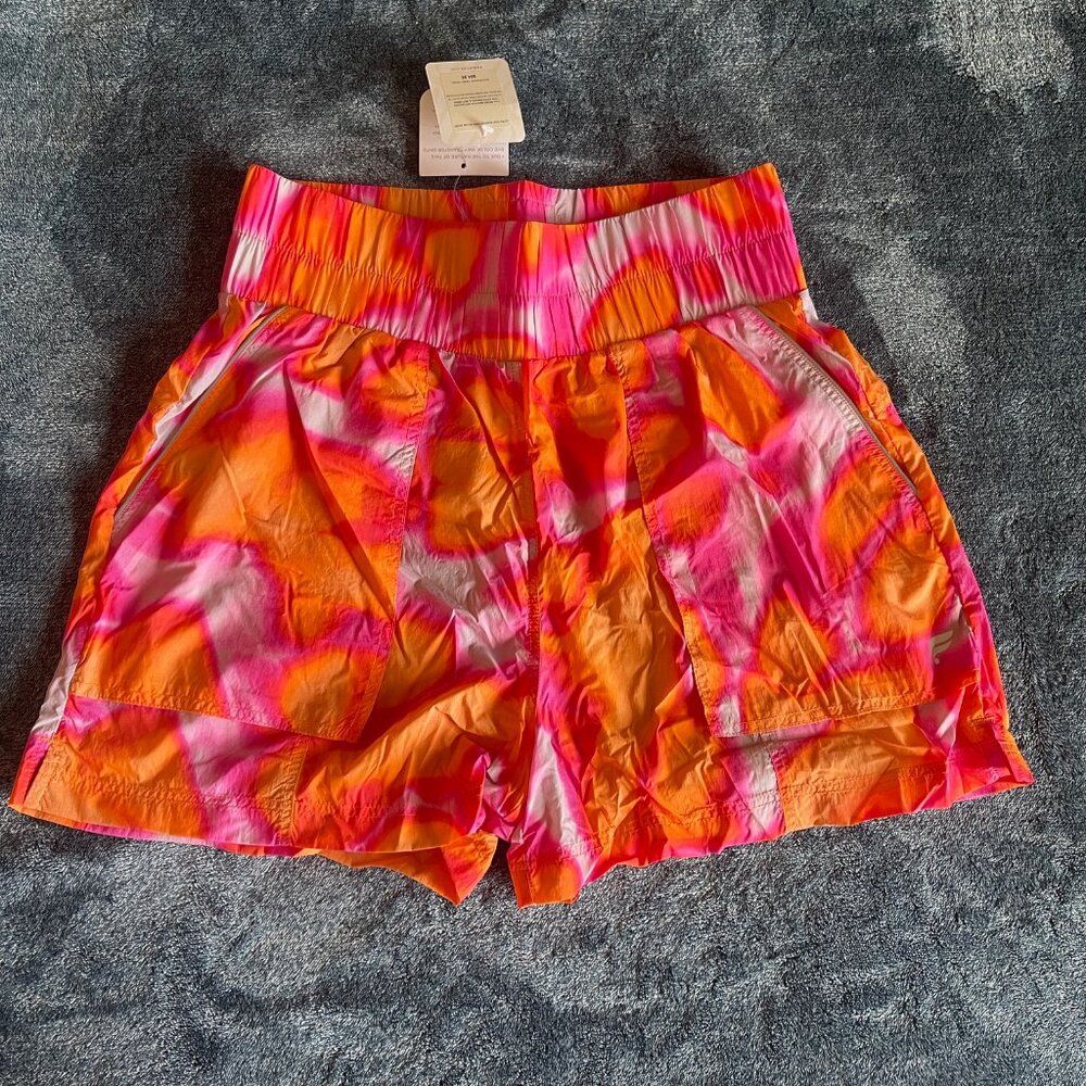 NWT Fabletics Ultra High-Waisted Piped Nylon Short Size M Pink Silver Orange